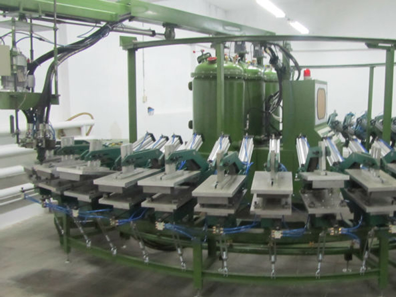 pu shoe production line